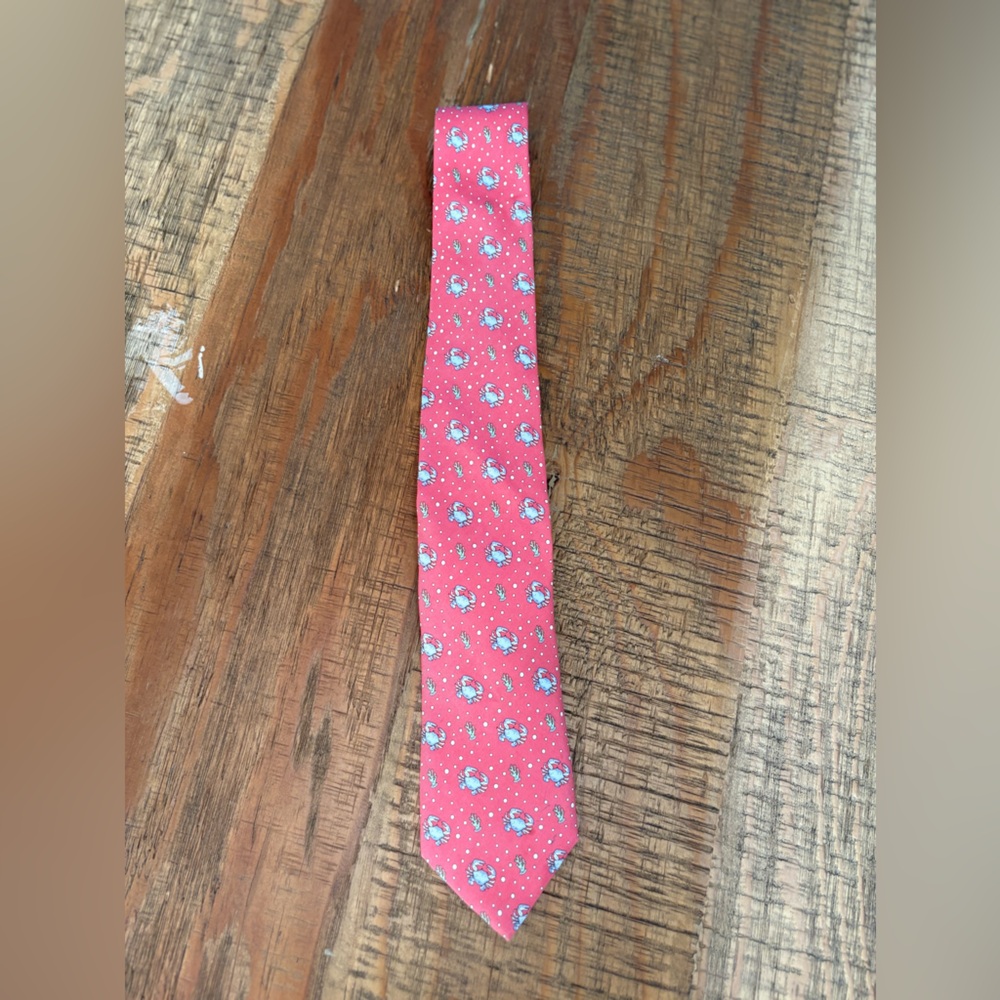 Pink crab Patterned Tie